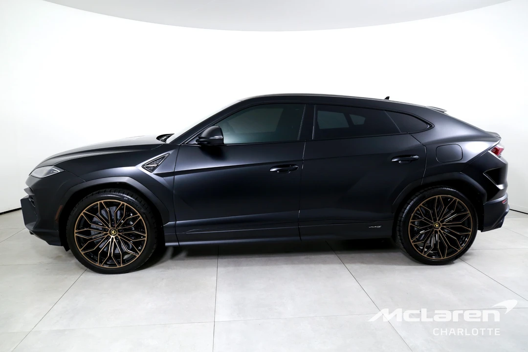 2025 Lamborghini Urus SE - Image 5 of 31