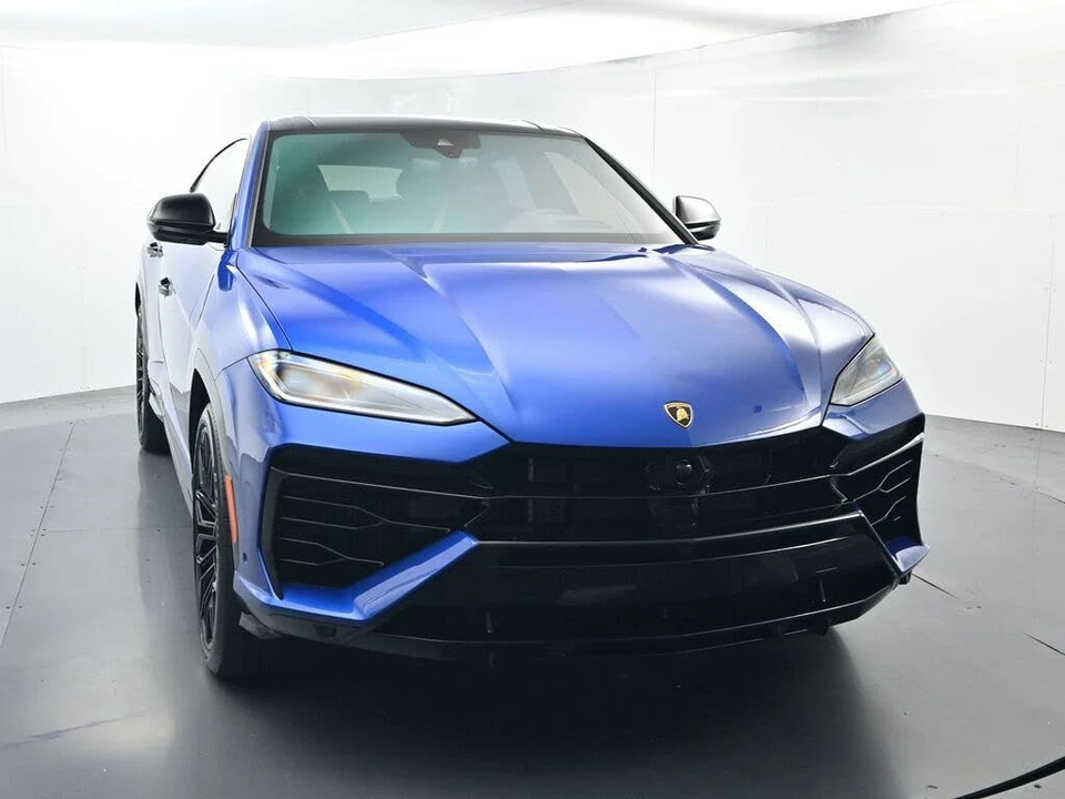 2025 Lamborghini Urus SE - Image 18 of 31