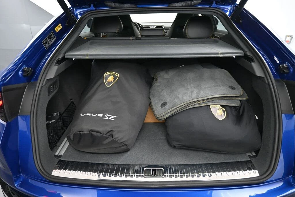 2025 Lamborghini Urus SE - Image 26 of 31