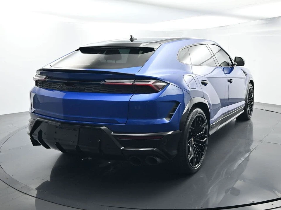 2025 Lamborghini Urus SE - Image 14 of 31