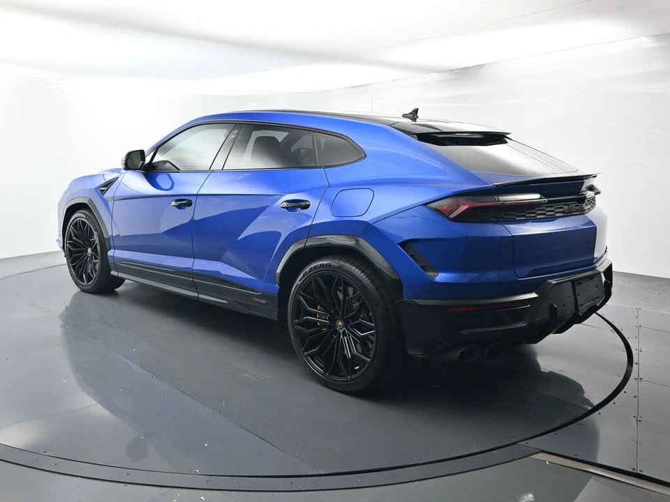 2025 Lamborghini Urus SE - Image 3 of 31