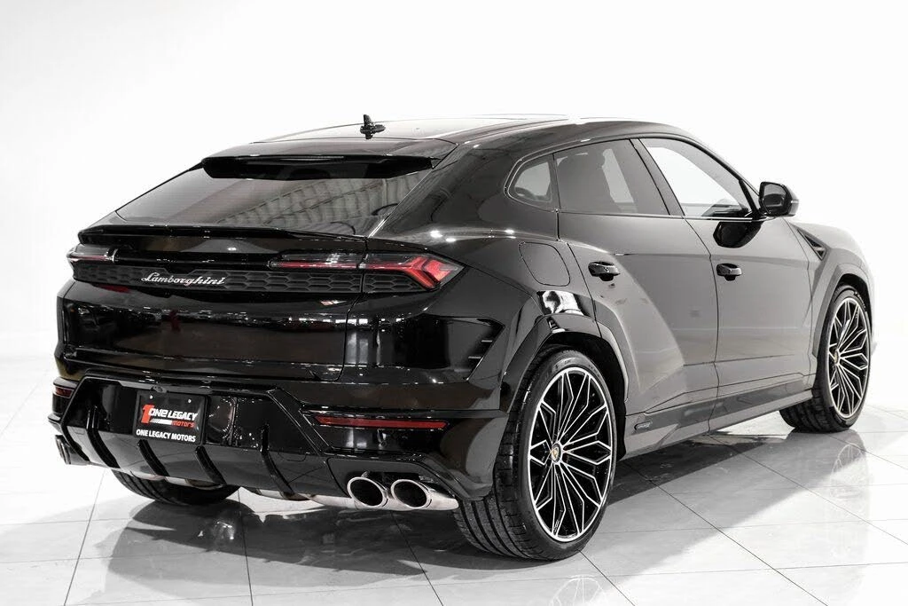2025 Lamborghini Urus SE - Image 5 of 31