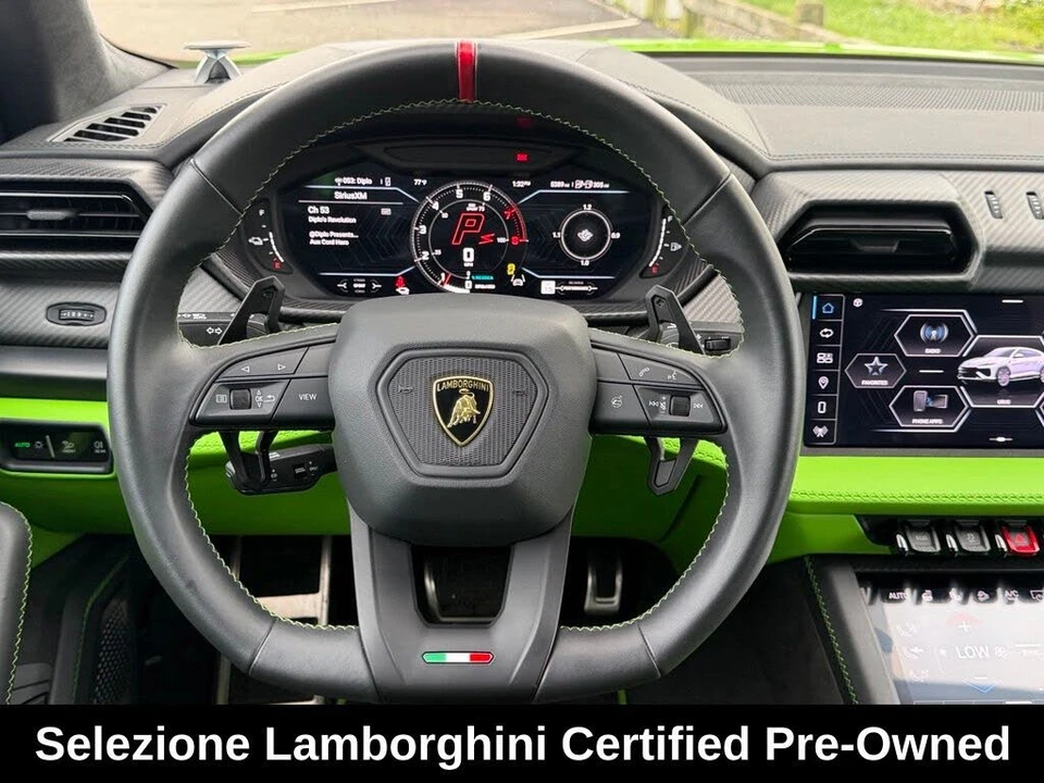 2025 Lamborghini Urus SE - Image 26 of 31