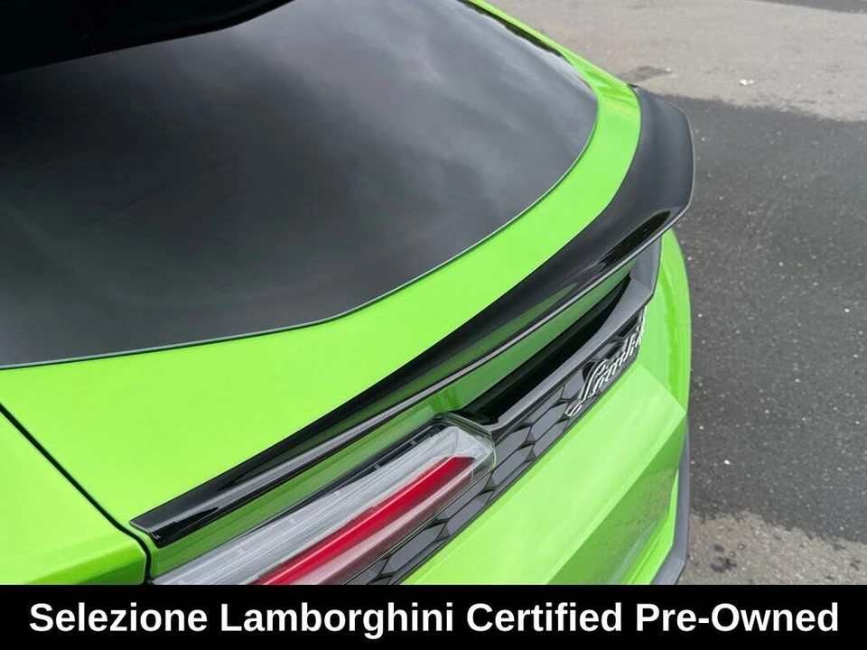 2025 Lamborghini Urus SE - Image 14 of 31