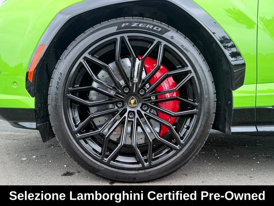 2025 Lamborghini Urus SE - Image 18 of 31