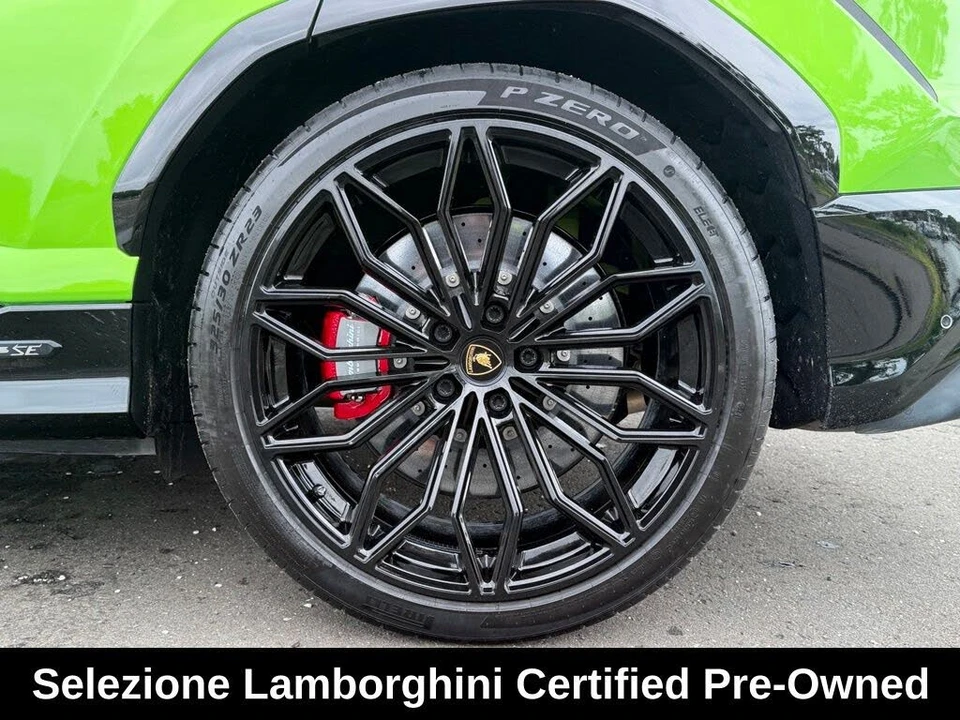 2025 Lamborghini Urus SE - Image 17 of 31