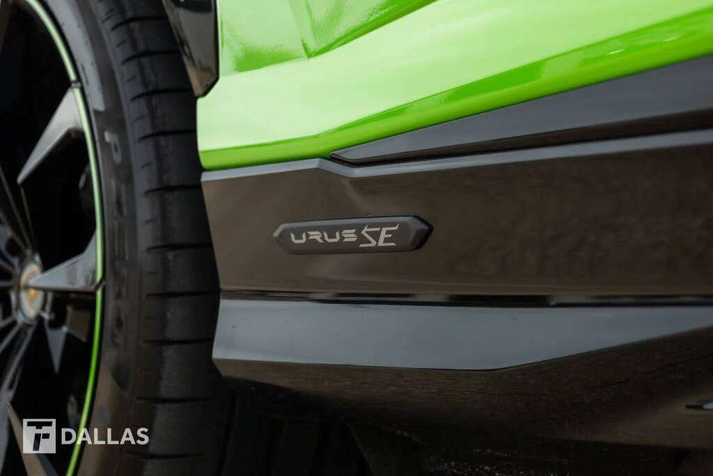 2025 Lamborghini Urus SE - Image 19 of 31
