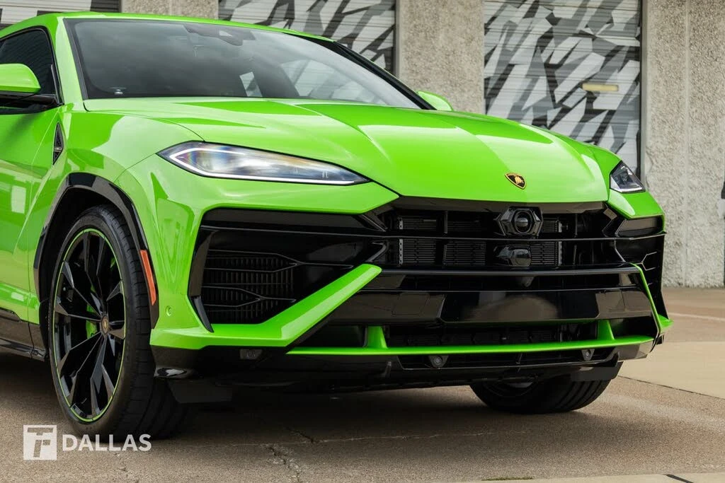 2025 Lamborghini Urus SE - Image 3 of 31