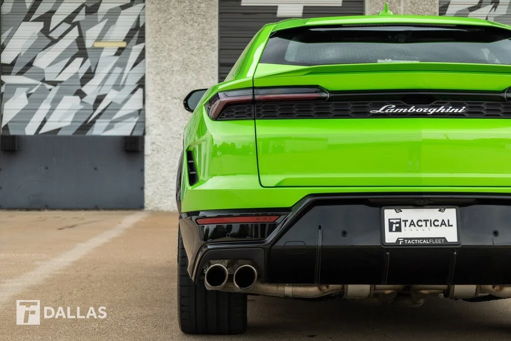2025 Lamborghini Urus SE - Image 14 of 31