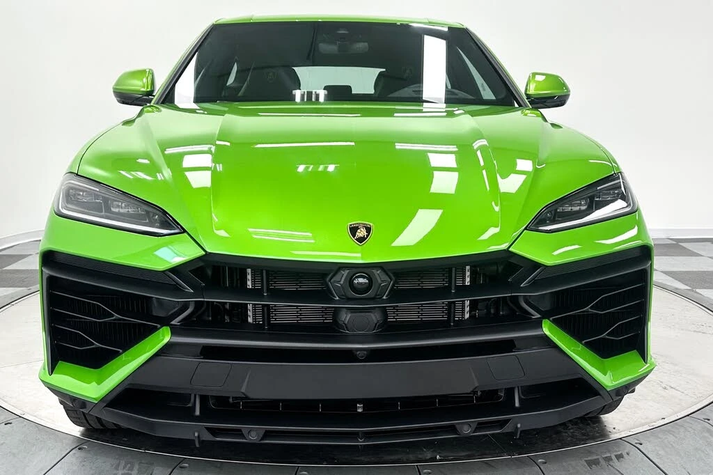 2025 Lamborghini Urus SE - Image 4 of 31