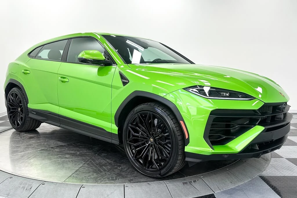 2025 Lamborghini Urus SE - Image 3 of 31