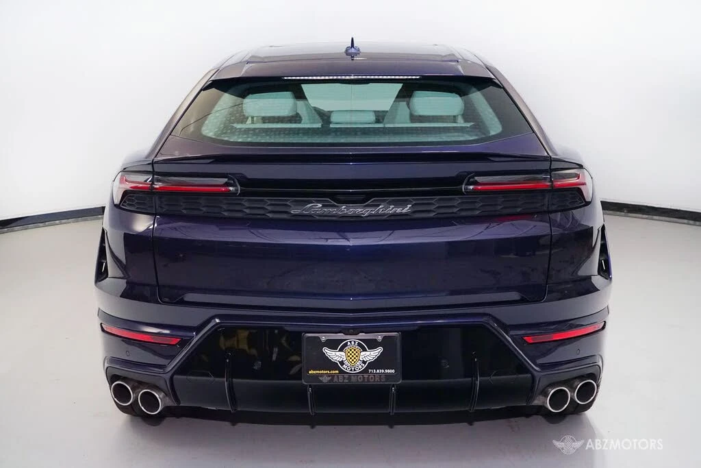 2025 Lamborghini Urus SE - Image 8 of 31