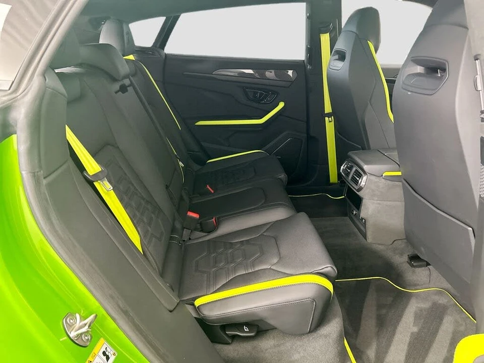 2025 Lamborghini Urus SE - Image 21 of 31