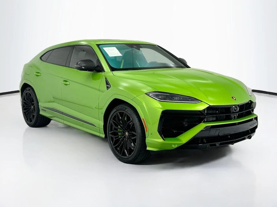 2025 Lamborghini Urus SE - Image 3 of 31