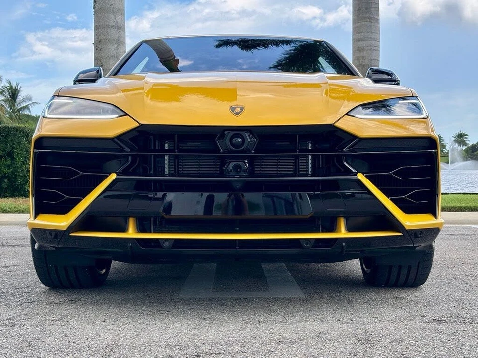 2025 Lamborghini Urus SE - Image 3 of 31