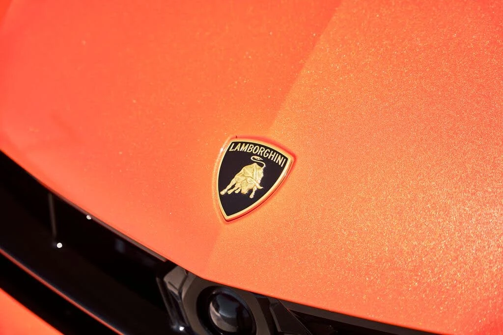 2025 Lamborghini Urus SE - Image 7 of 31
