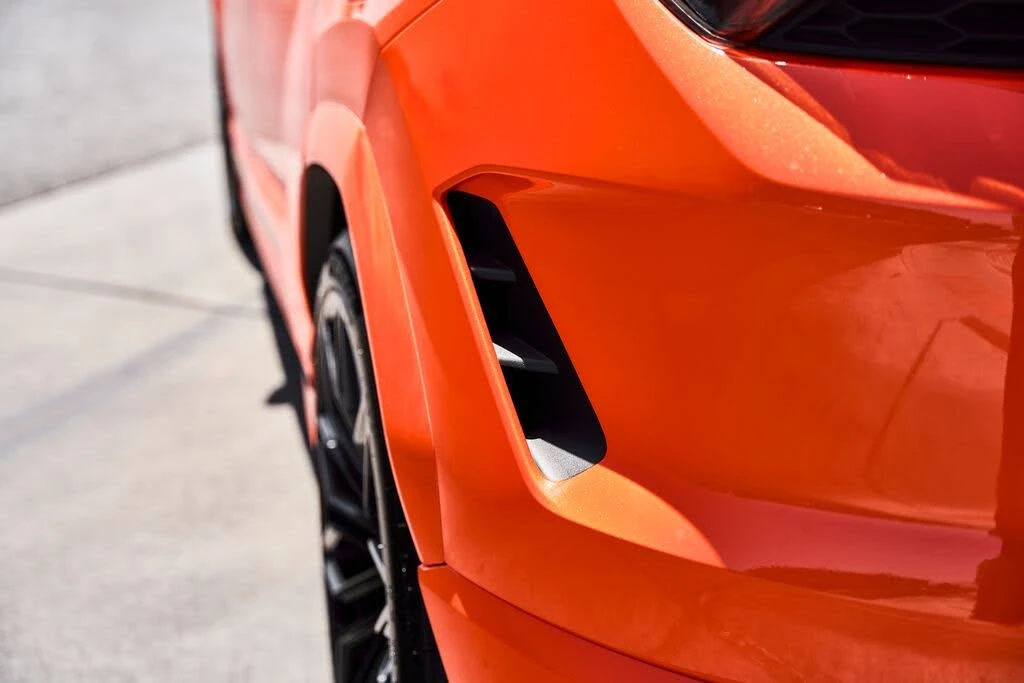 2025 Lamborghini Urus SE - Image 16 of 31