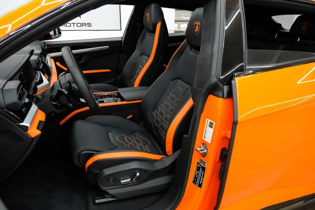 2025 Lamborghini Urus SE - Image 31 of 31