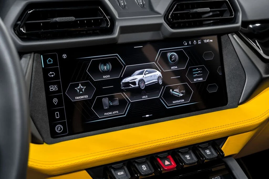 2025 Lamborghini Urus SE - Image 25 of 31