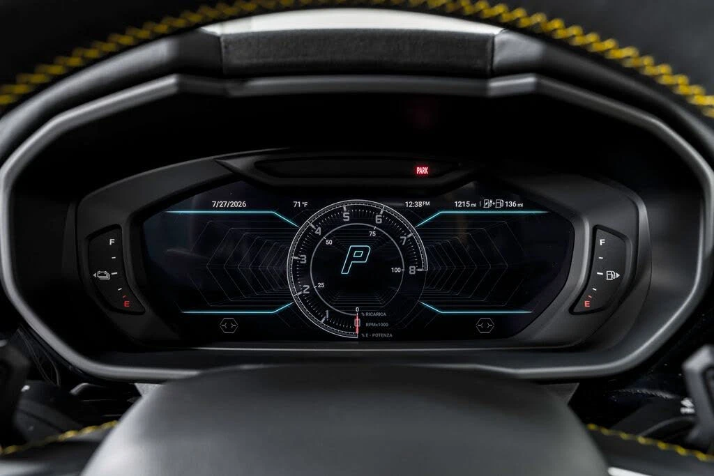 2025 Lamborghini Urus SE - Image 15 of 31