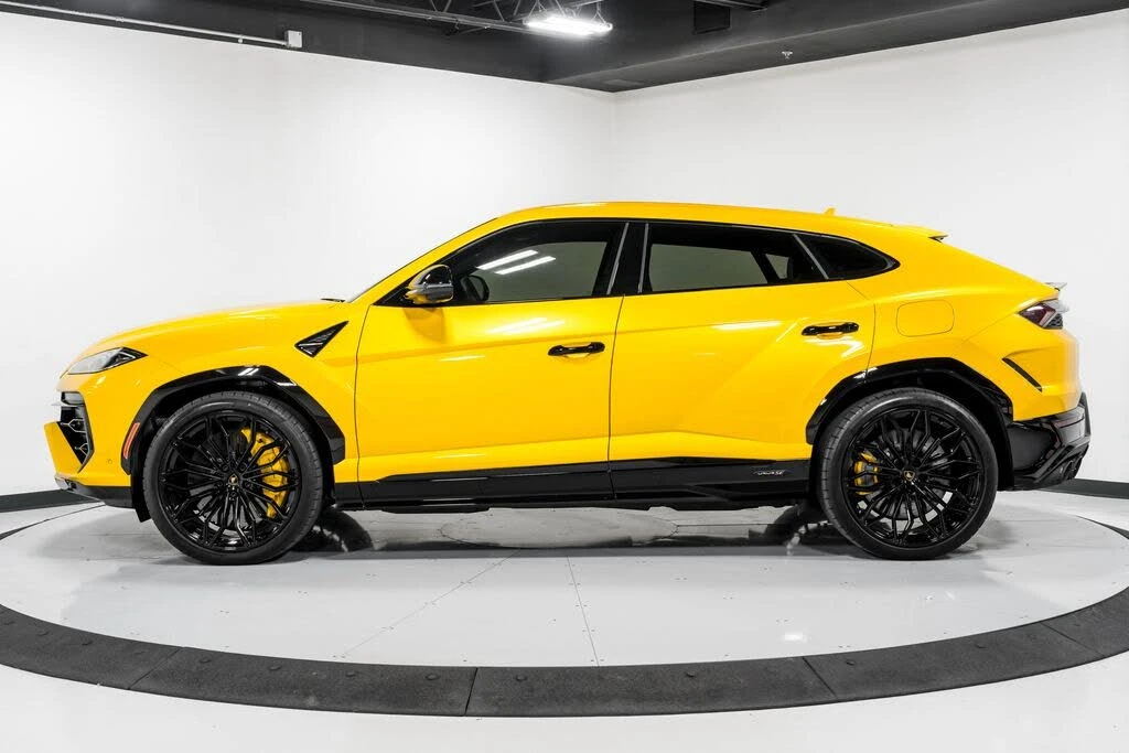 2025 Lamborghini Urus SE - Image 6 of 31