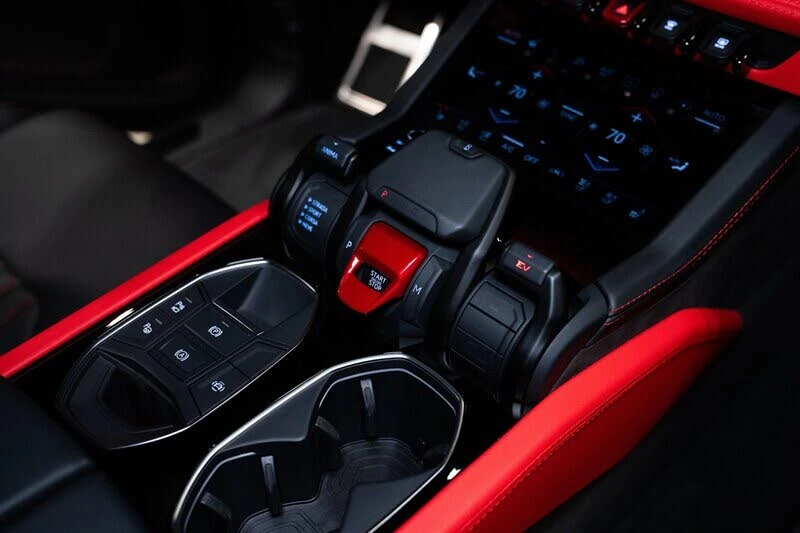2025 Lamborghini Urus SE - Image 11 of 20