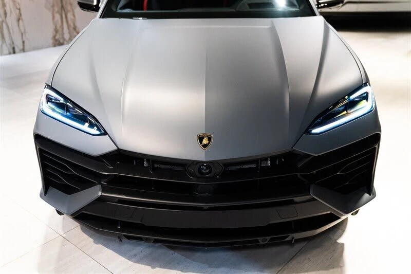 2025 Lamborghini Urus SE - Image 7 of 20