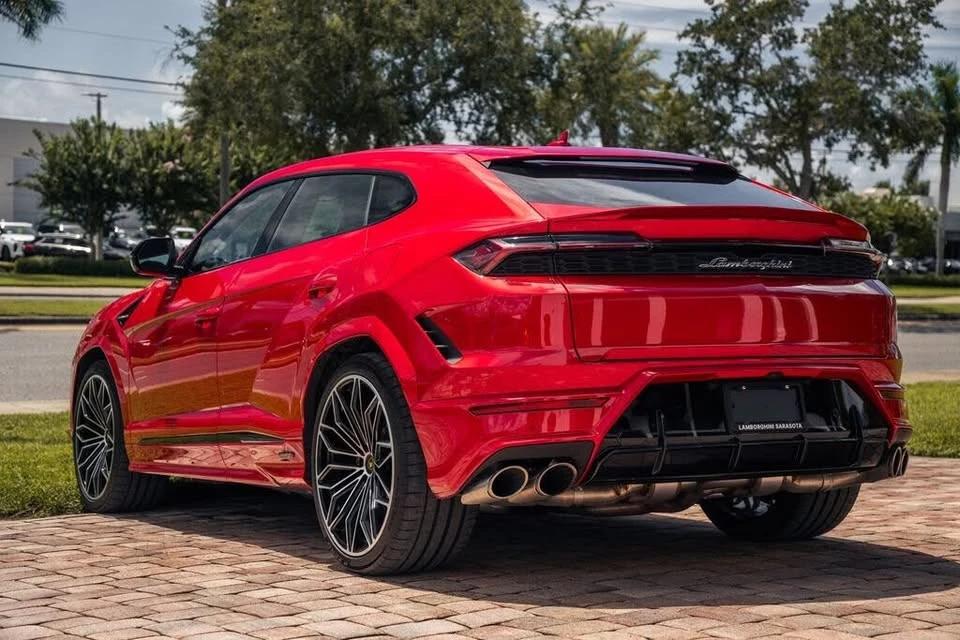 2025 Lamborghini Urus SE - Image 3 of 20