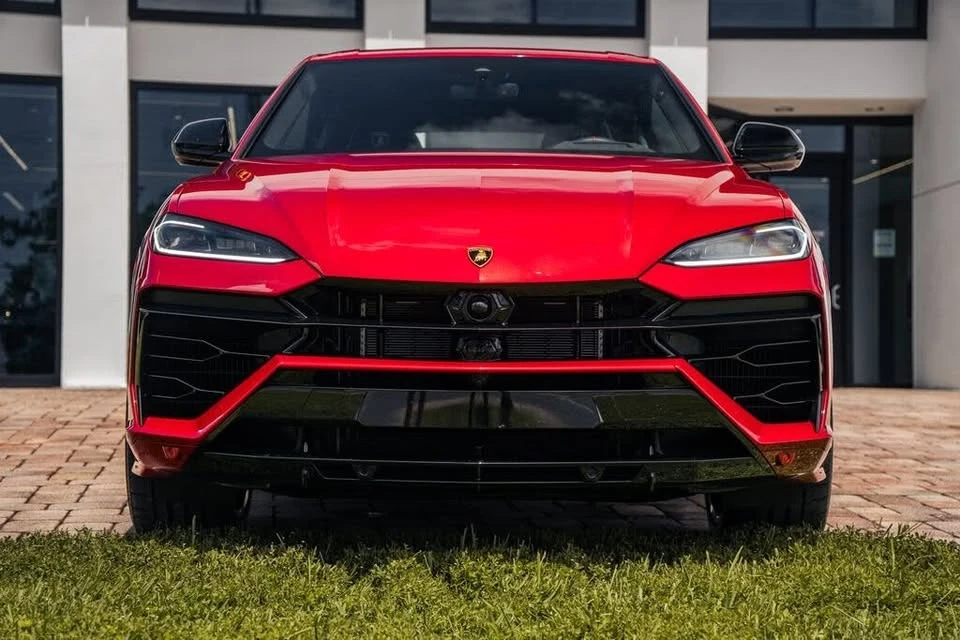 2025 Lamborghini Urus SE - Image 8 of 20
