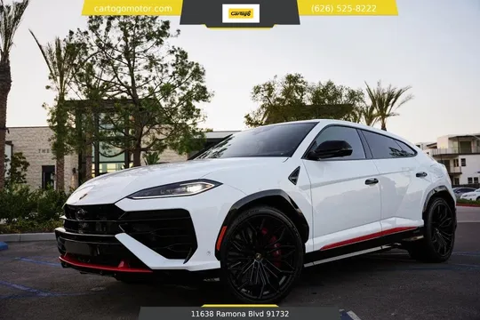 2025 Lamborghini Urus SE AWD