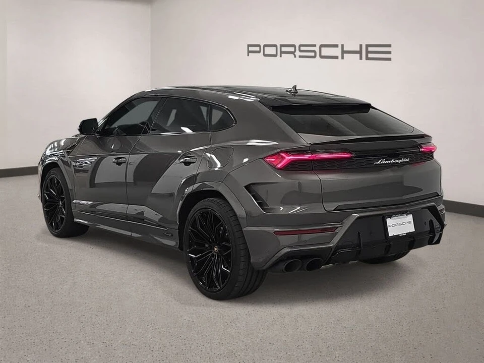 2025 Lamborghini Urus SE - Image 3 of 31