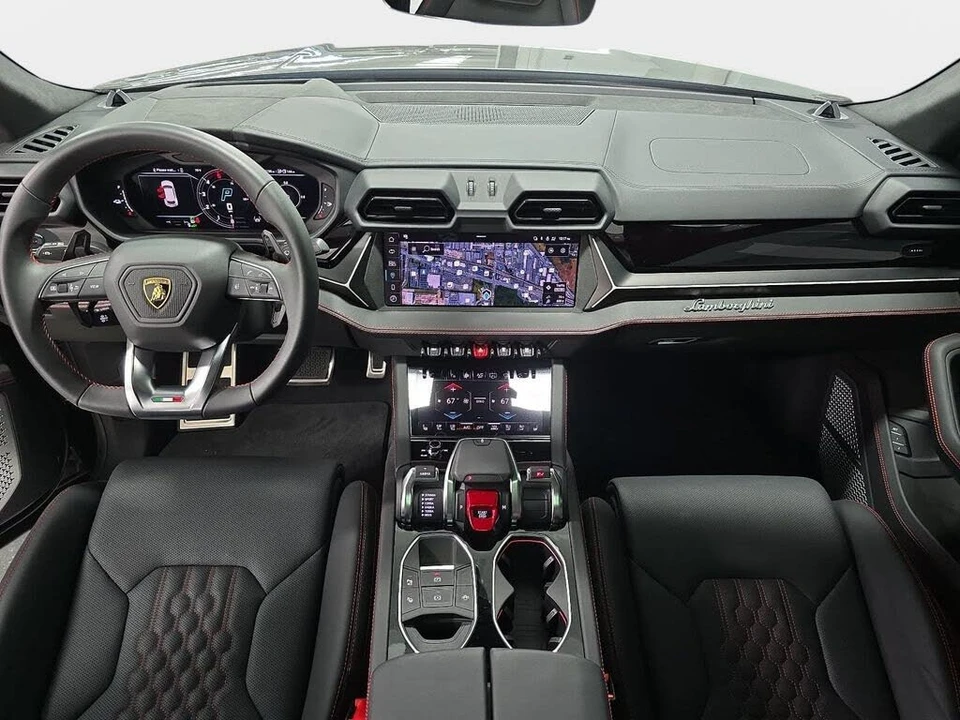 2025 Lamborghini Urus SE - Image 12 of 31