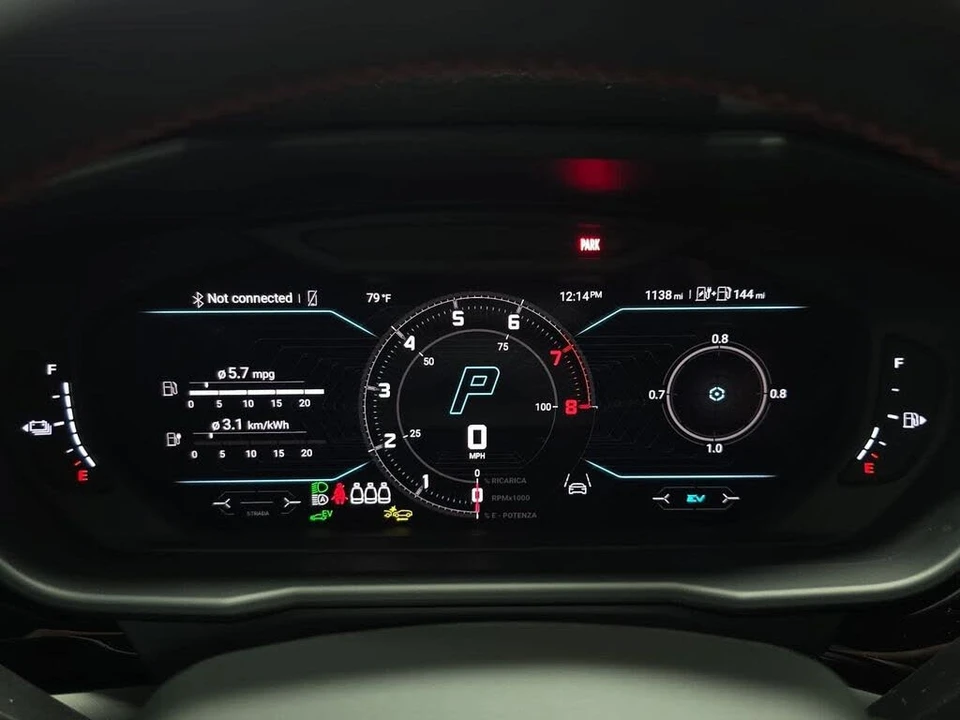 2025 Lamborghini Urus SE - Image 14 of 31