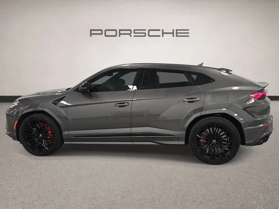 2025 Lamborghini Urus SE - Image 2 of 31