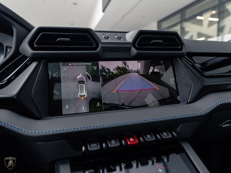 2025 Lamborghini Urus SE - Image 13 of 26