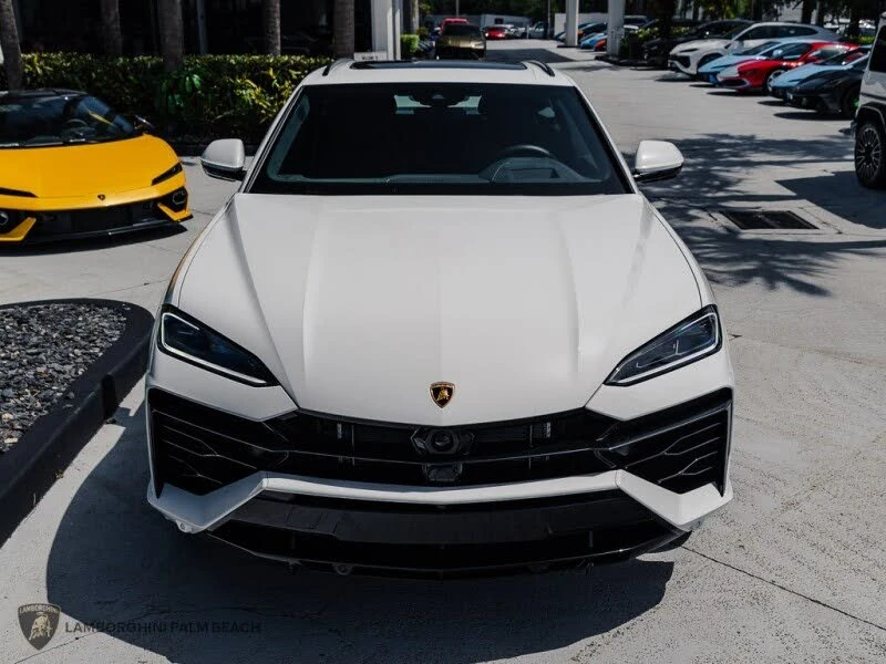 2025 Lamborghini Urus SE - Image 4 of 26