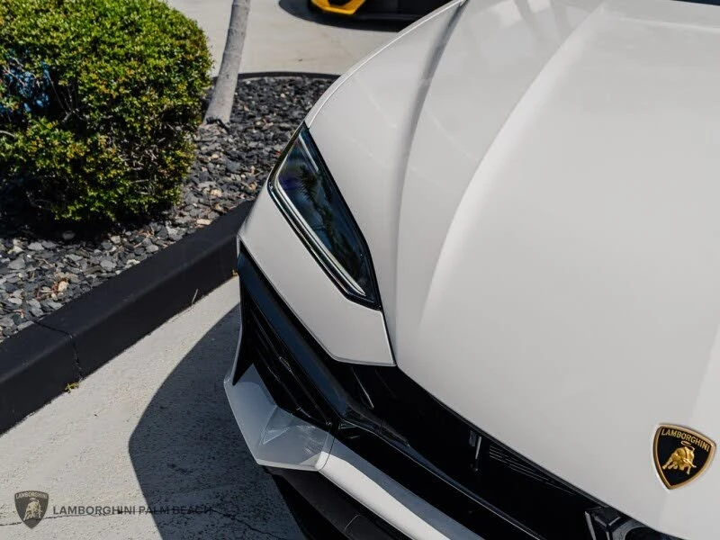 2025 Lamborghini Urus SE - Image 6 of 26