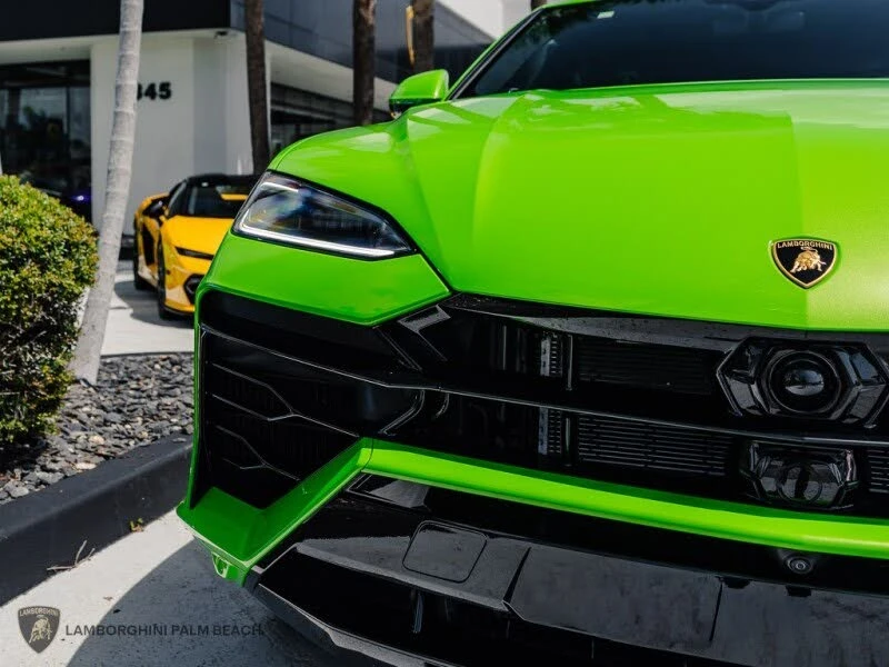 2025 Lamborghini Urus SE - Image 7 of 30