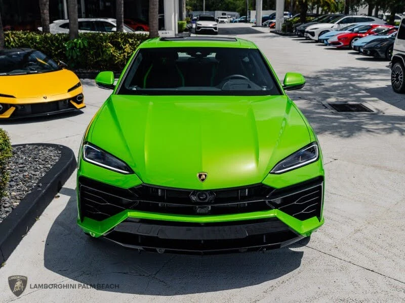 2025 Lamborghini Urus SE - Image 4 of 30