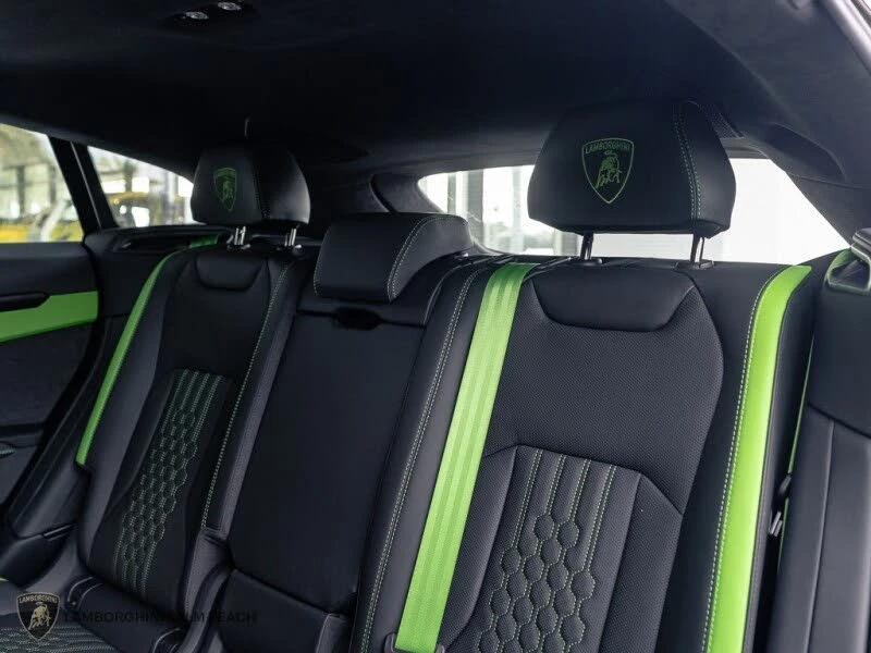 2025 Lamborghini Urus SE - Image 26 of 30