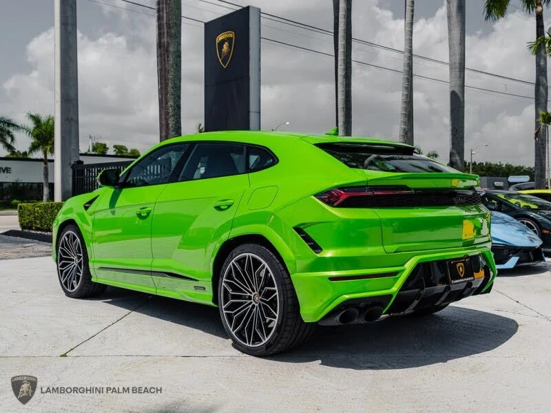 2025 Lamborghini Urus SE - Image 3 of 30