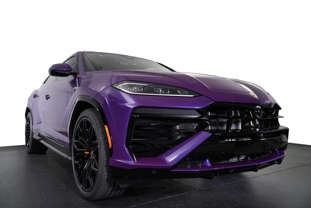 2025 Lamborghini Urus SE - Image 13 of 30