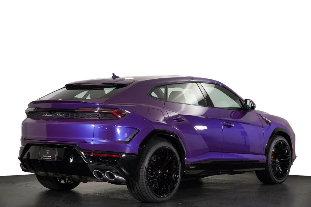2025 Lamborghini Urus SE - Image 30 of 30