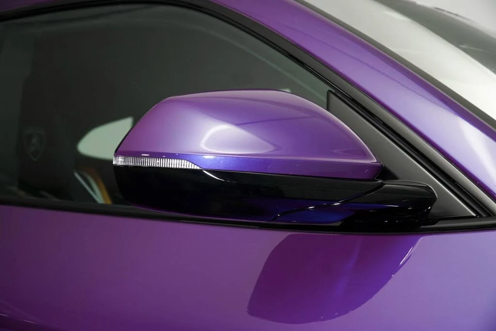 2025 Lamborghini Urus SE - Image 14 of 30