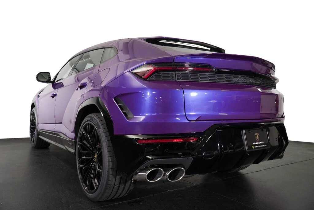 2025 Lamborghini Urus SE - Image 8 of 30