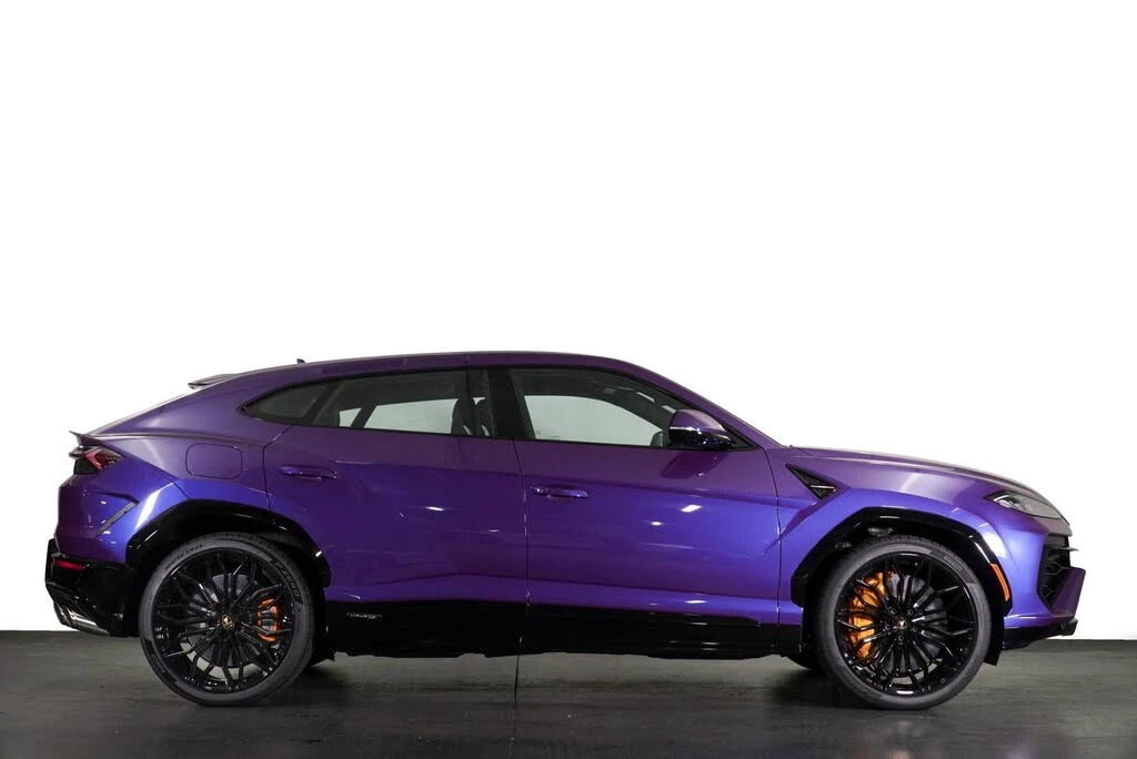 2025 Lamborghini Urus SE - Image 17 of 30