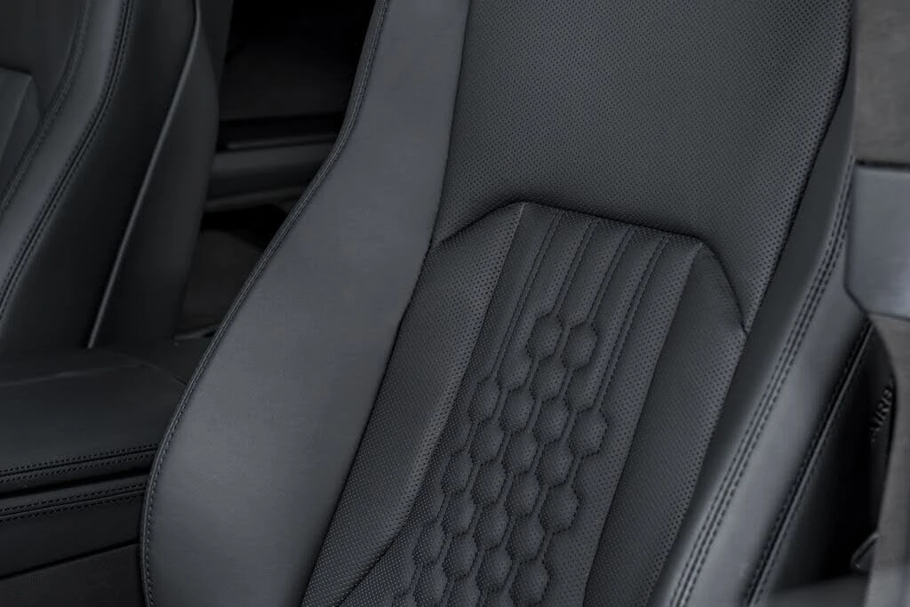 2025 Lamborghini Urus SE - Image 22 of 31