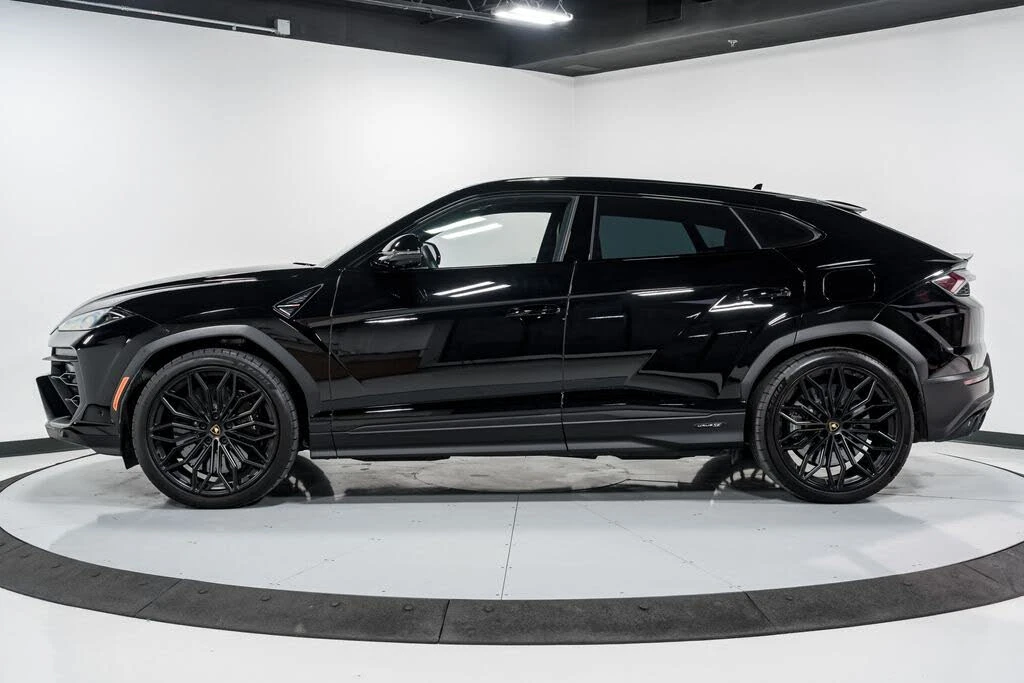2025 Lamborghini Urus SE - Image 6 of 31
