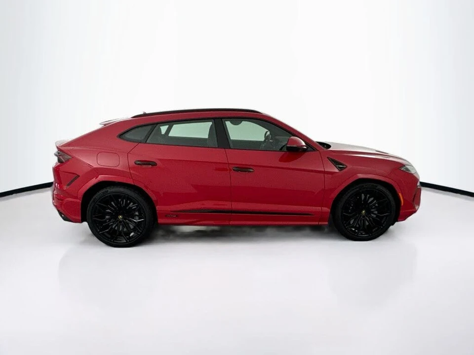 2025 Lamborghini Urus SE - Image 4 of 31