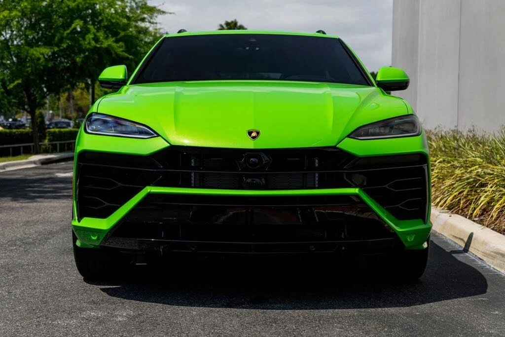 2025 Lamborghini Urus SE - Image 13 of 31